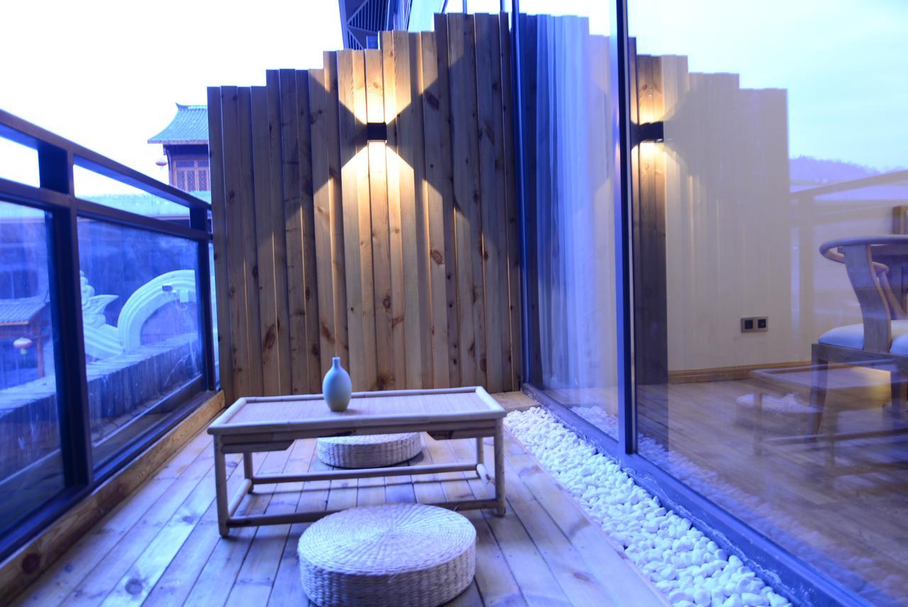 Emeis Van Stars Mountain Lodge Emeishan City Exterior photo