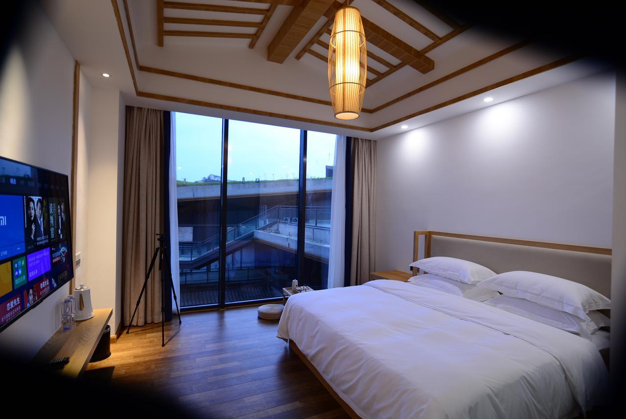 Emeis Van Stars Mountain Lodge Emeishan City Exterior photo